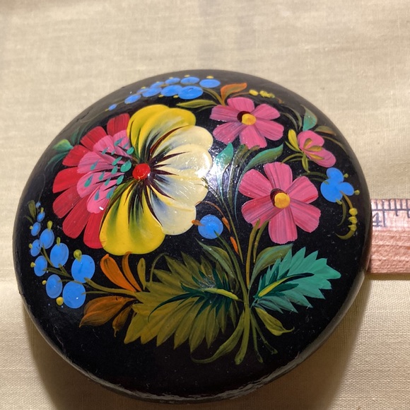 HAND CRAFTED- painted rd trinket box w/lid. Black w/bright flowers.  $25 - Picture 7 of 8